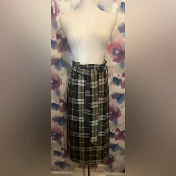 HM plaid midi skirt with slit - Picture 1 of 3